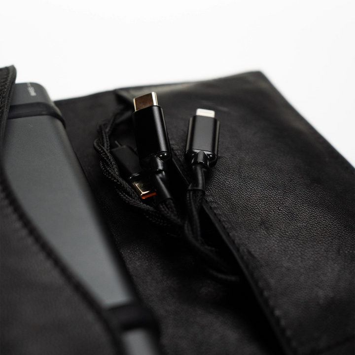 Audma Brioso Case