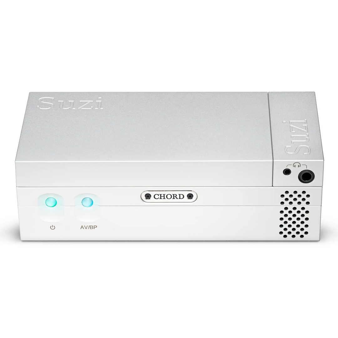 Chord Suzi amp in silver front center whitebox