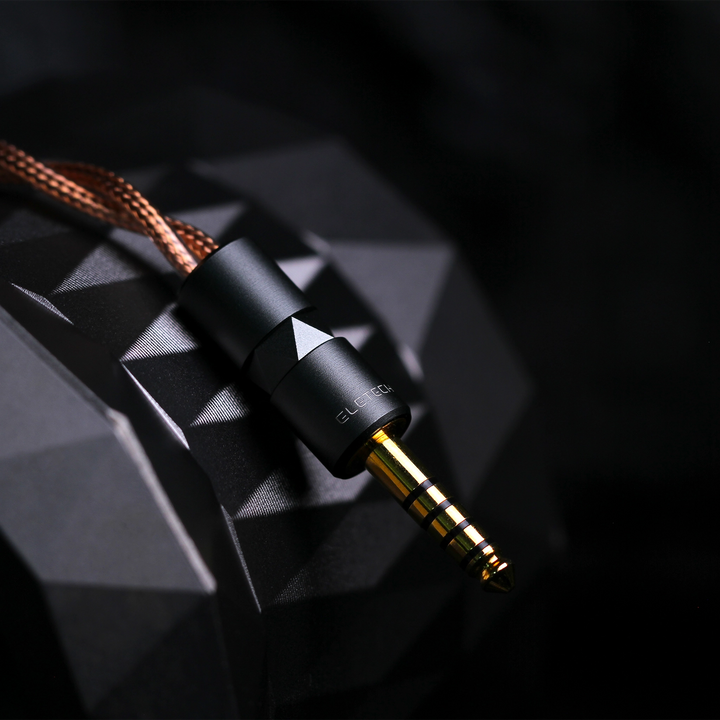 Eletech Modello cable closeup of 4.4mm termination plug