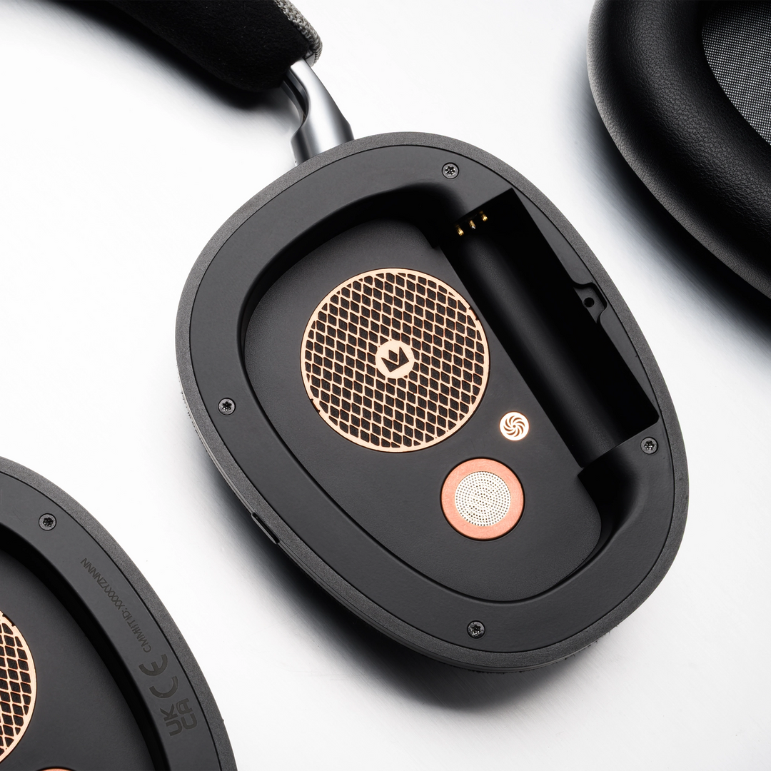 Noble Audio FoKus Artemis headphones replaceable battery whitebox